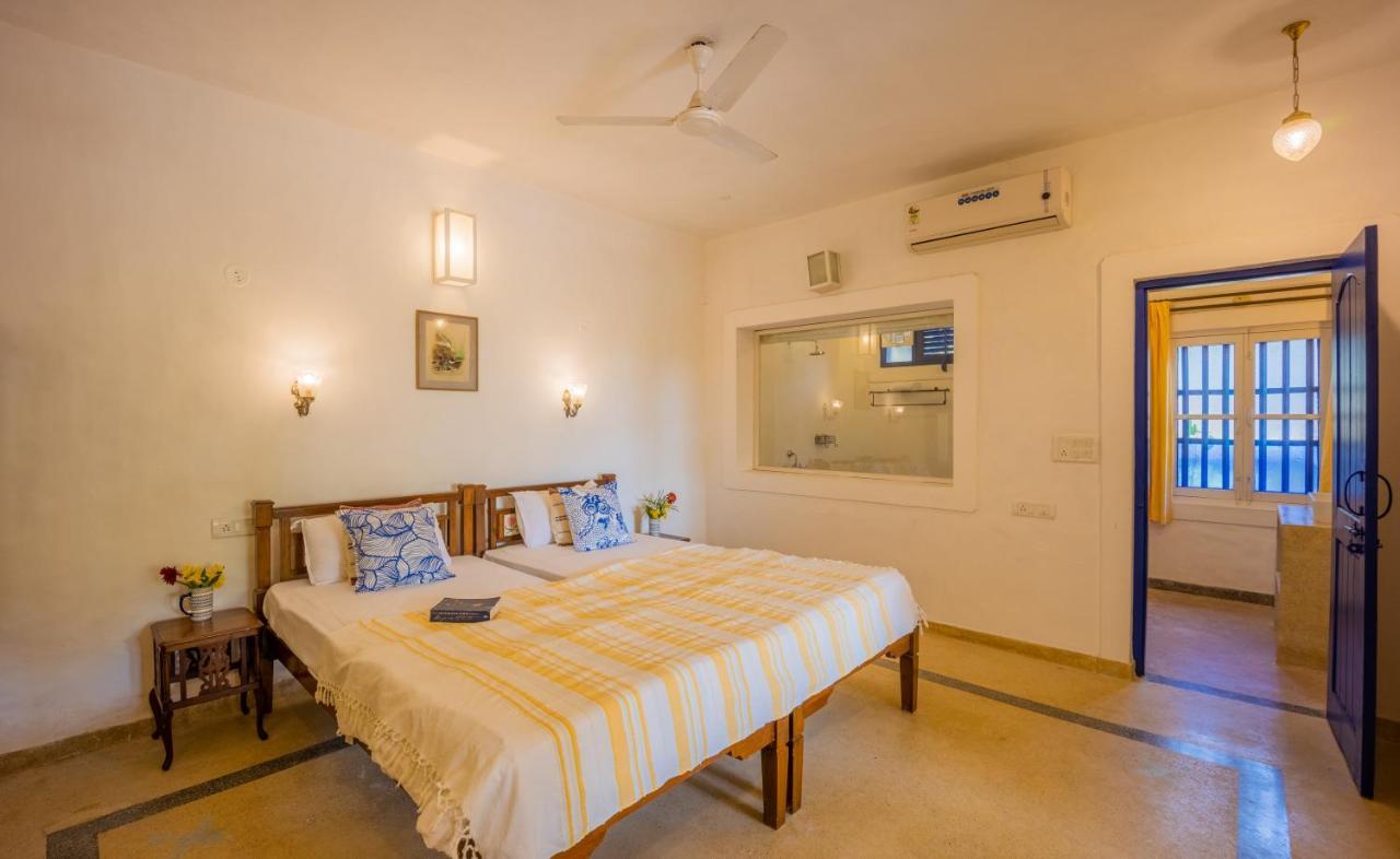 Wildflower Villas - All Villa Hotel, Family Run Кандолим Екстериор снимка
