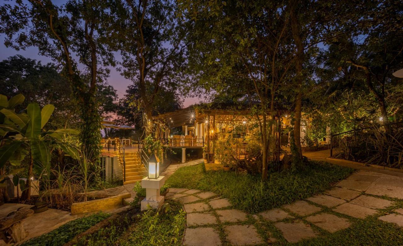 Wildflower Villas - All Villa Hotel, Family Run Кандолим Екстериор снимка